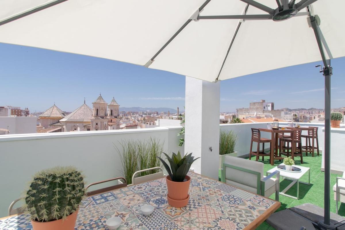 C56 - Studio With Amazing Terrace In The Centre Málaga Kültér fotó